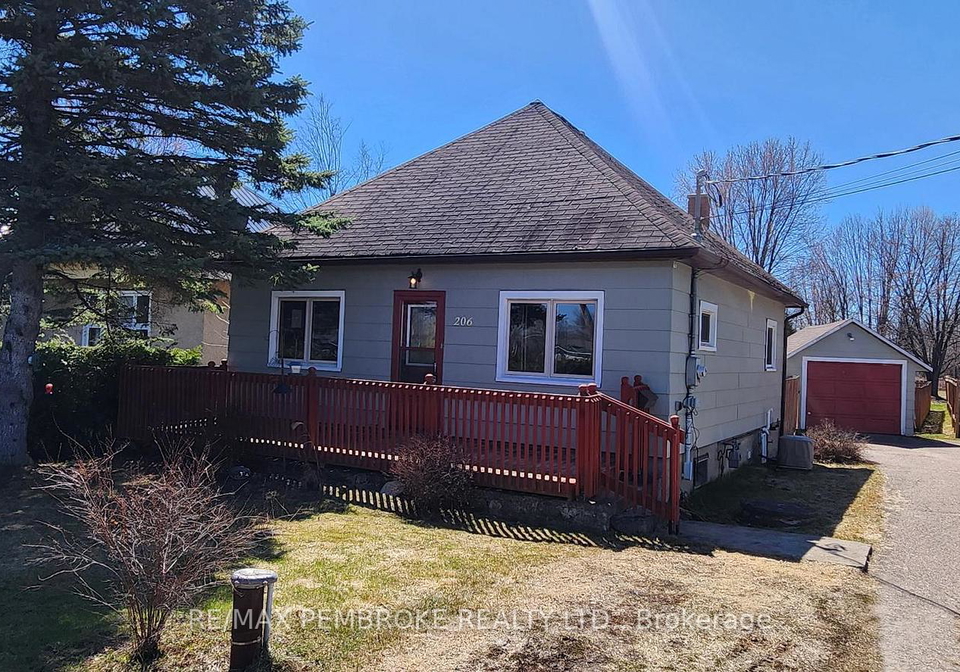 206-golf-course-road-laurentian-valley-ontario-x12790992