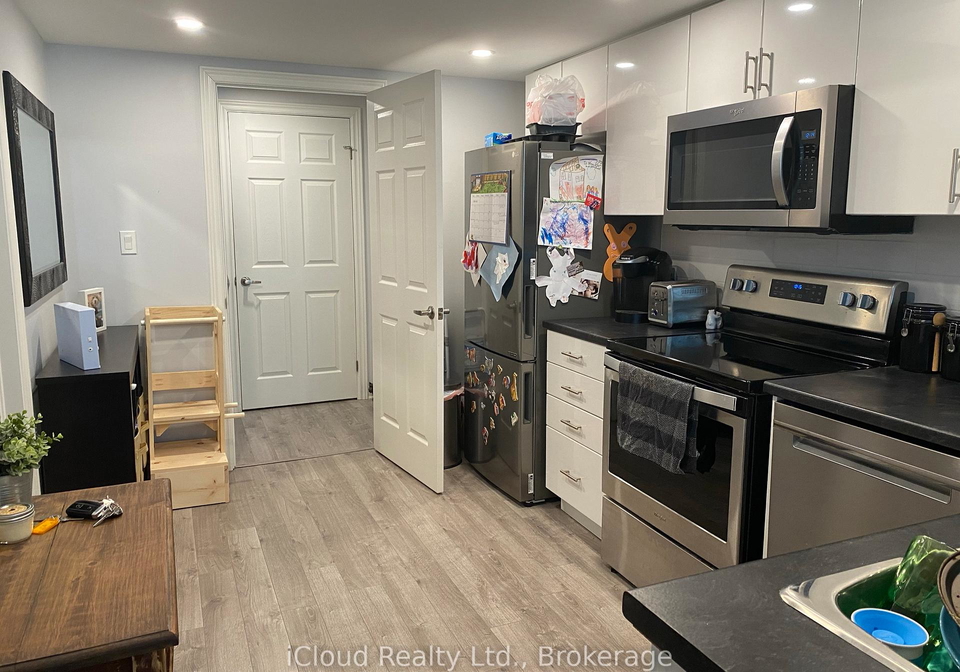 10a-lloyd-street-st-catharines-ontario-x12791720