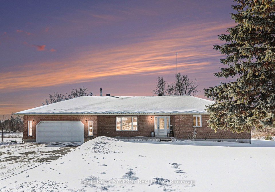 2290-valley-street-north-stormont-ontario-x12791746