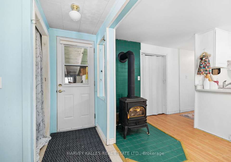 30-maitland-street-prince-edward-county-ontario-x12791750