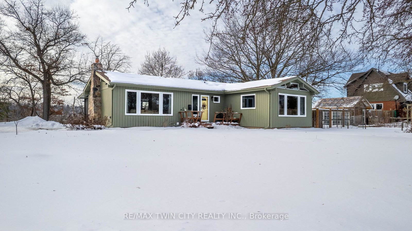 60-curtis-avenue-s-brant-ontario-x12792372