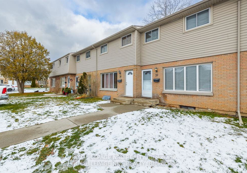 4215-meadowvale-drive-niagara-falls-ontario-x12792582