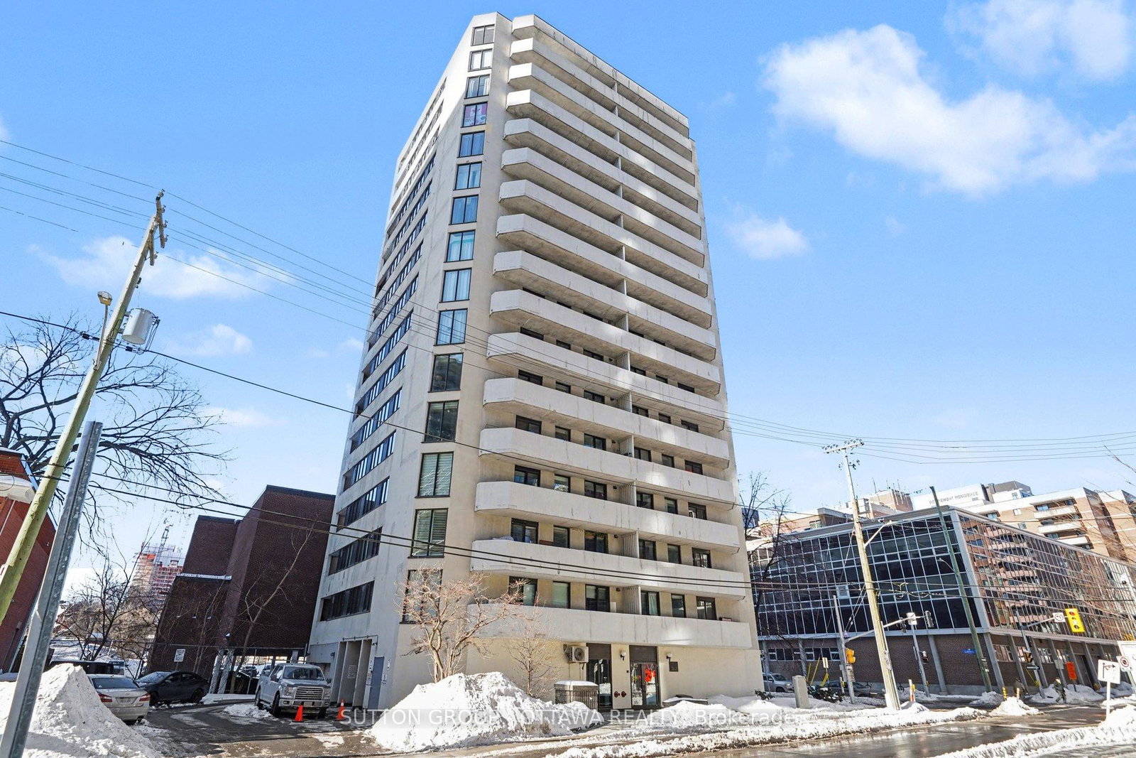 200-bay-street-ottawa-ontario-x12792594