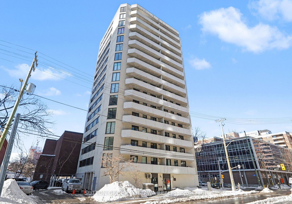 200-bay-street-ottawa-ontario-x12792594
