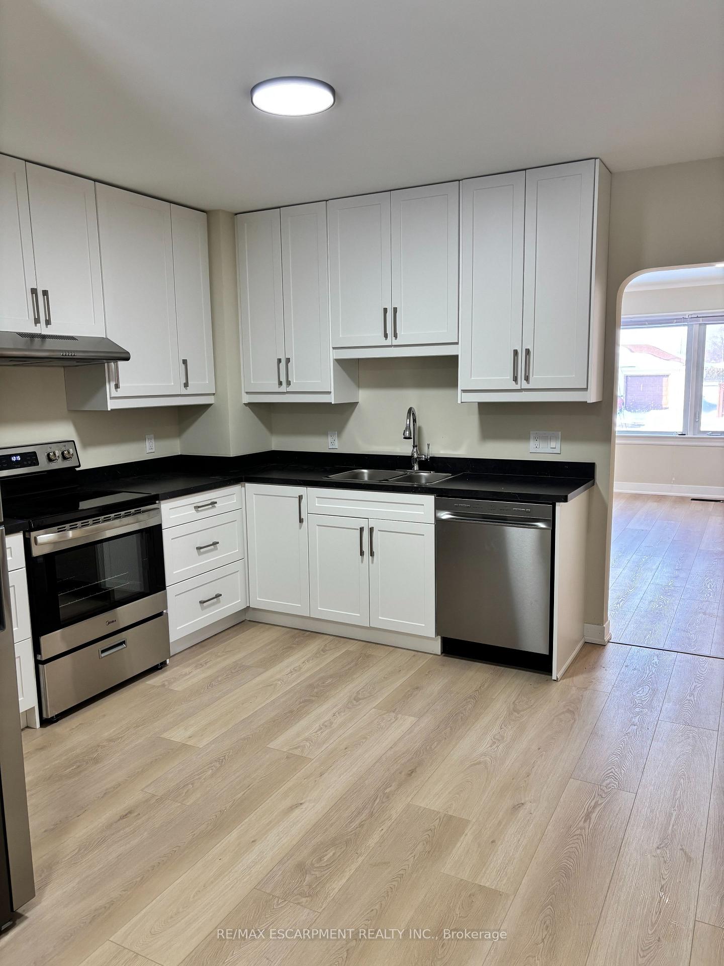 98-brady-street-port-colborne-ontario-x12792674