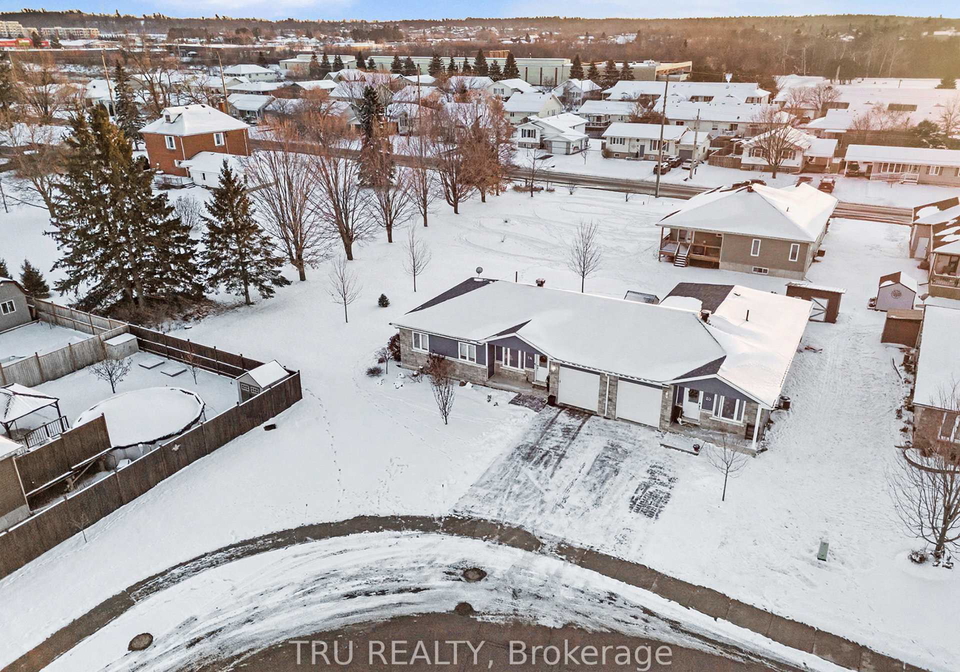 24-otteridge-avenue-renfrew-ontario-x12793188