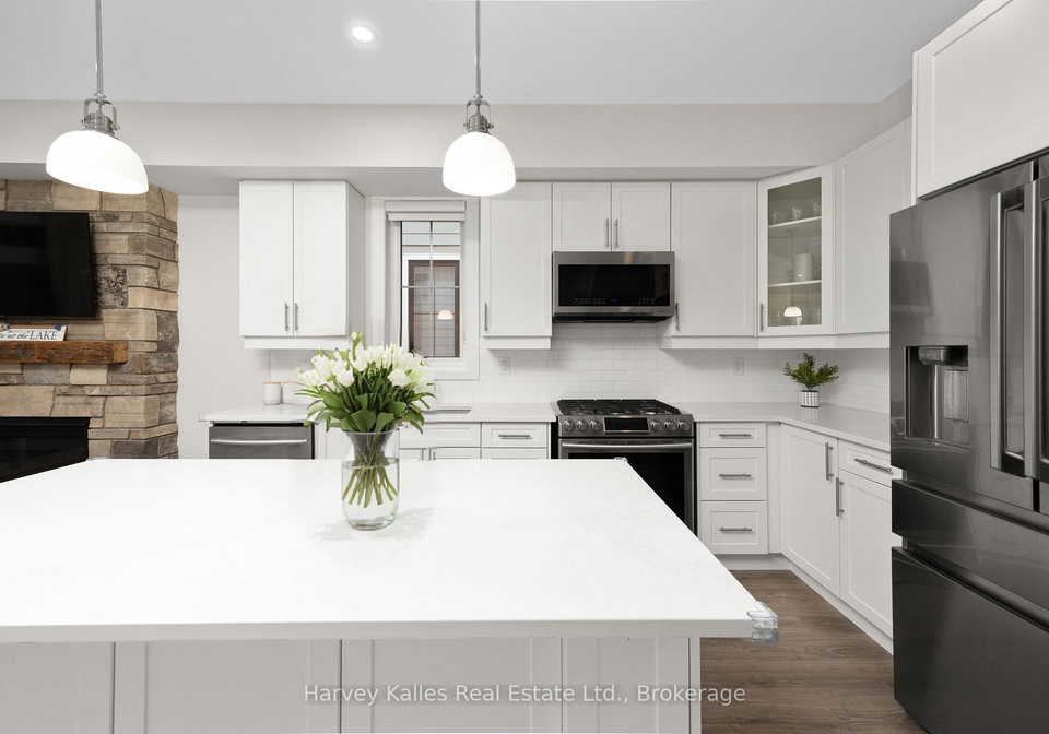 129-red-pine-street-blue-mountains-ontario-x12793428