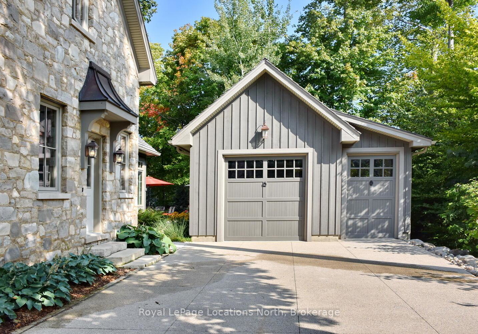 107-stuart-court-blue-mountains-ontario-x12793452