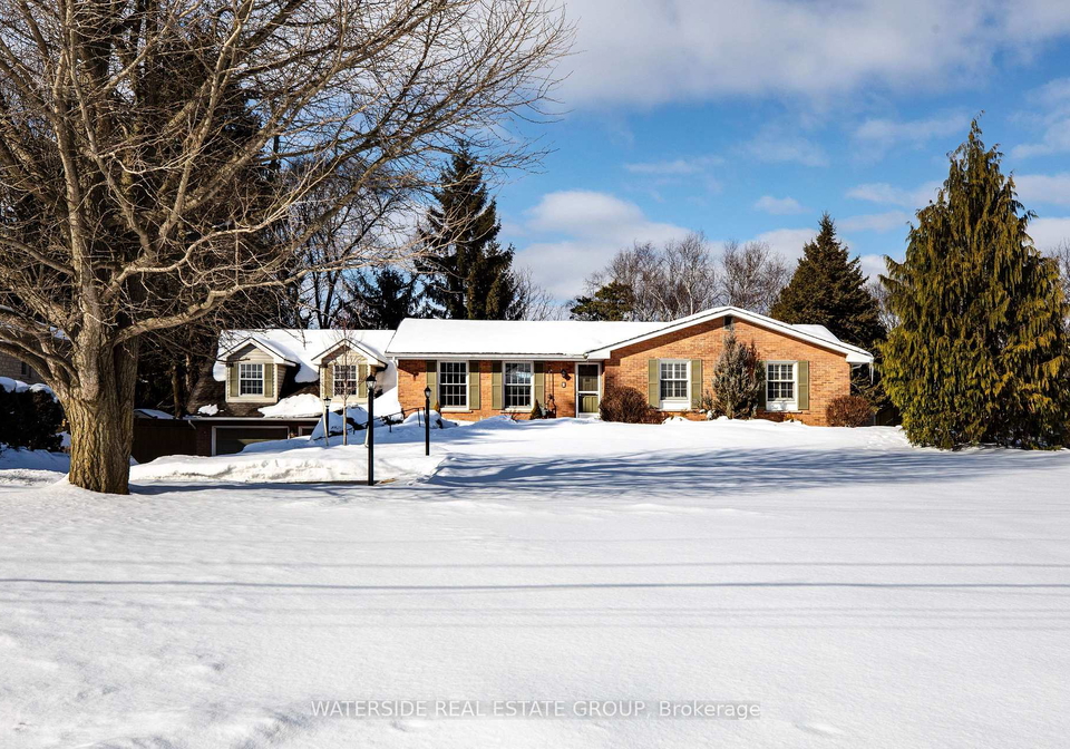 136-highway-8-hamilton-ontario-x12793544