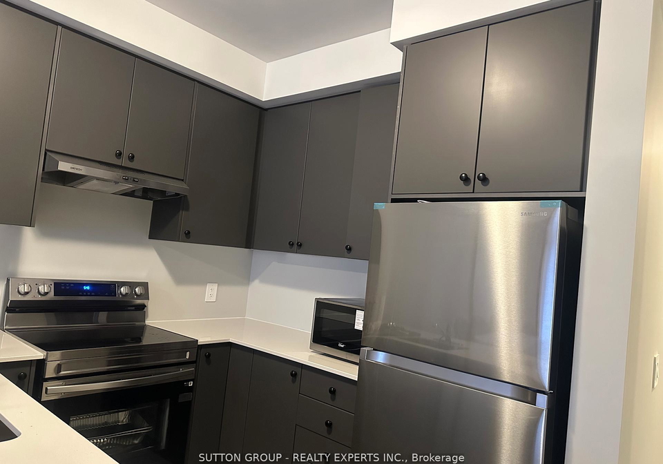 10-south-creek-drive-kitchener-ontario-x12793694