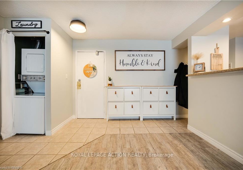 793-colborne-street-brantford-ontario-x12793734