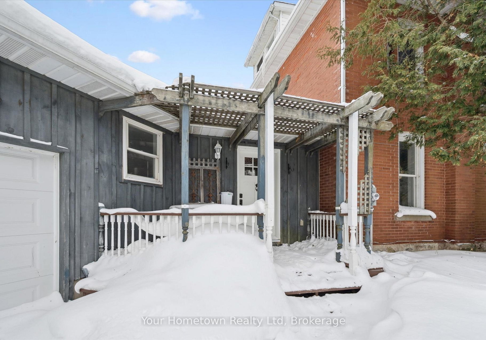 6933-wellington-7-road-centre-wellington-ontario-x12793994