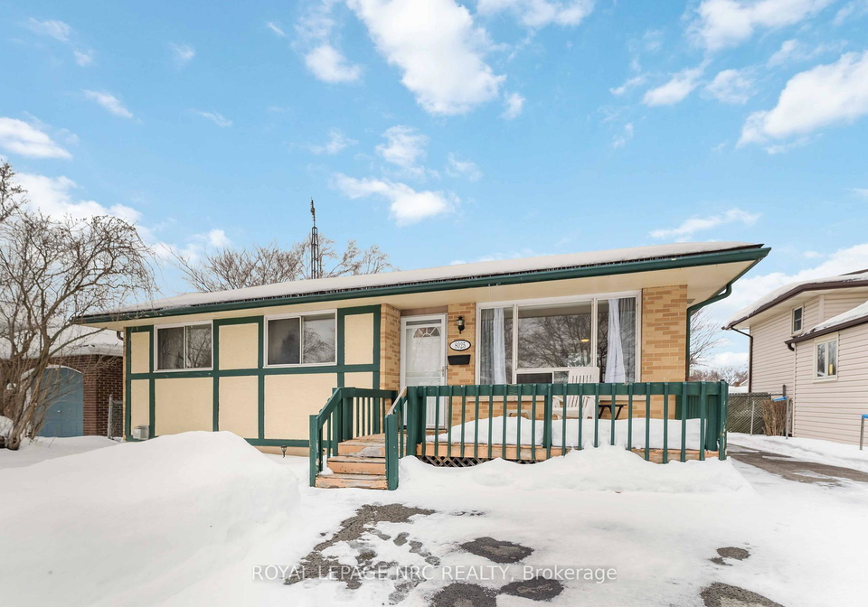 8025-thorton-street-niagara-falls-ontario-x12794096