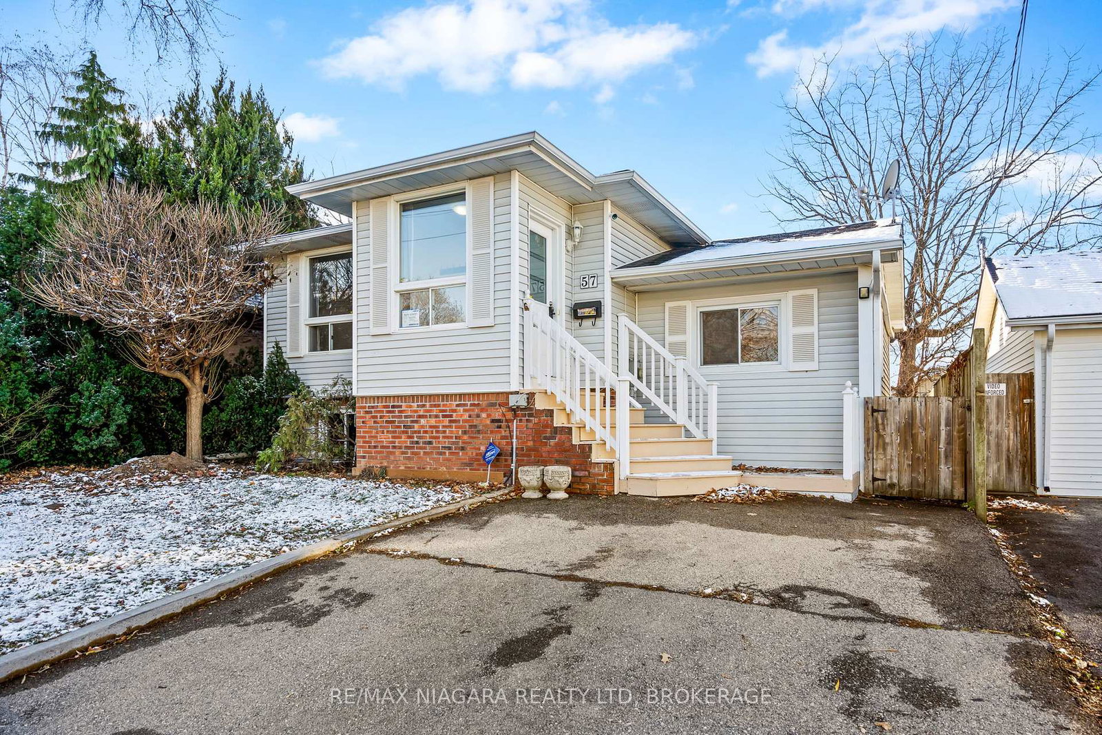 57-lorne-street-st-catharines-ontario-x12794524