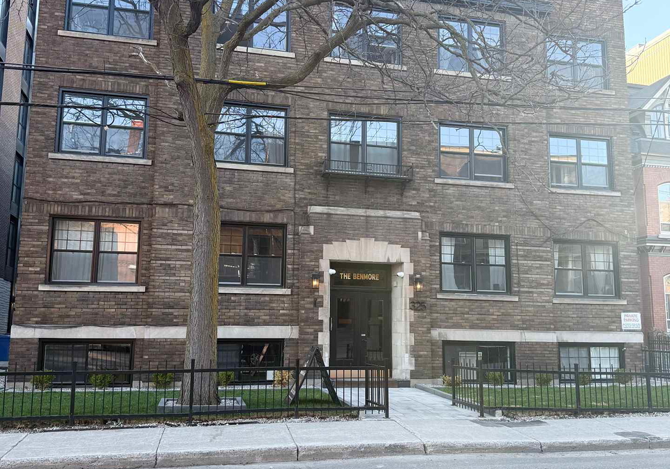 325-cooper-street-ottawa-ontario-x12795014