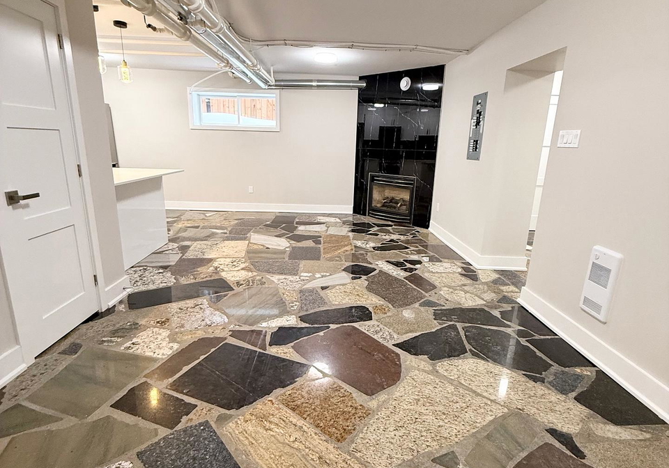 325-cooper-street-ottawa-ontario-x12795014