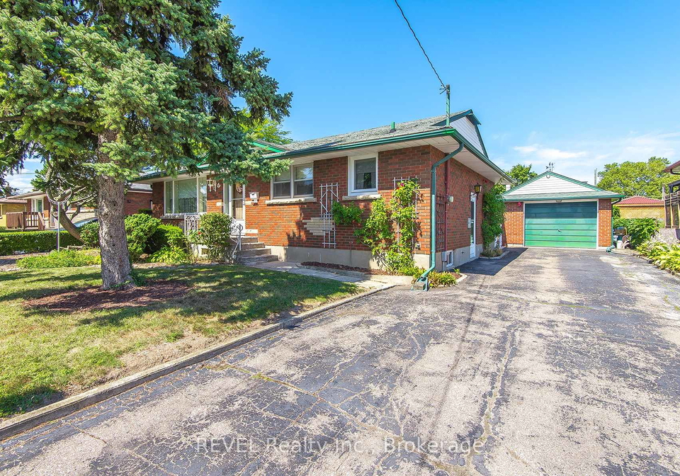 9-hawthorne-avenue-st-catharines-ontario-x12795616