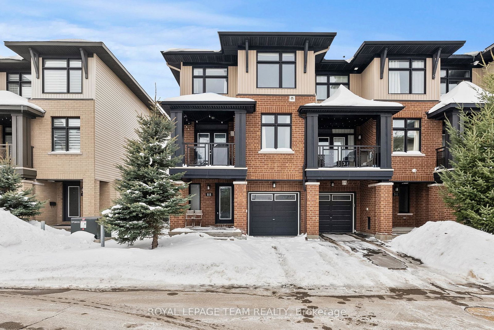 88-stockholm-private-ottawa-ontario-x12795902