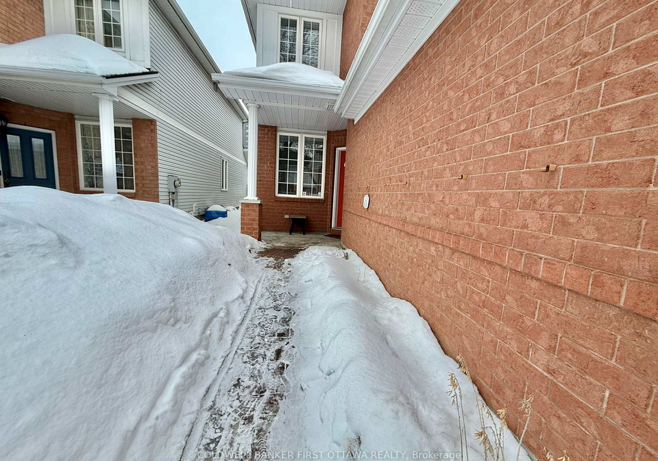70-trump-avenue-ottawa-ontario-x12796058