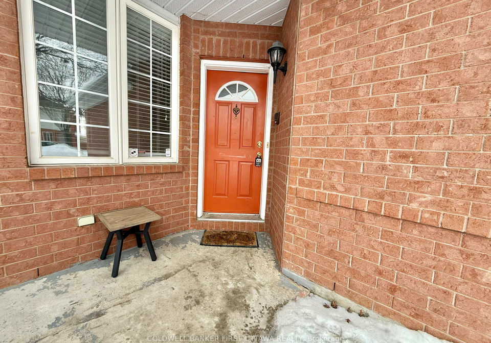 70-trump-avenue-ottawa-ontario-x12796058