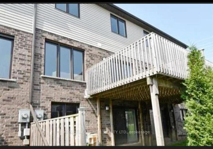 1050-oakcrossing-gate-london-north-ontario-x12796078