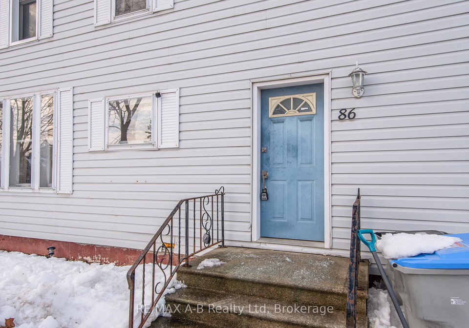 86-king-street-bluewater-ontario-x12796432