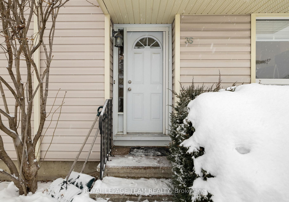 35-malvern-drive-ottawa-ontario-x12796922