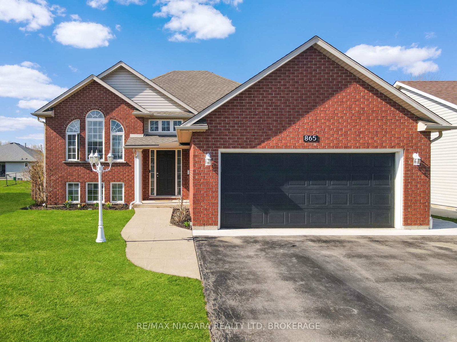 865-canada-drive-fort-erie-ontario-x12797032