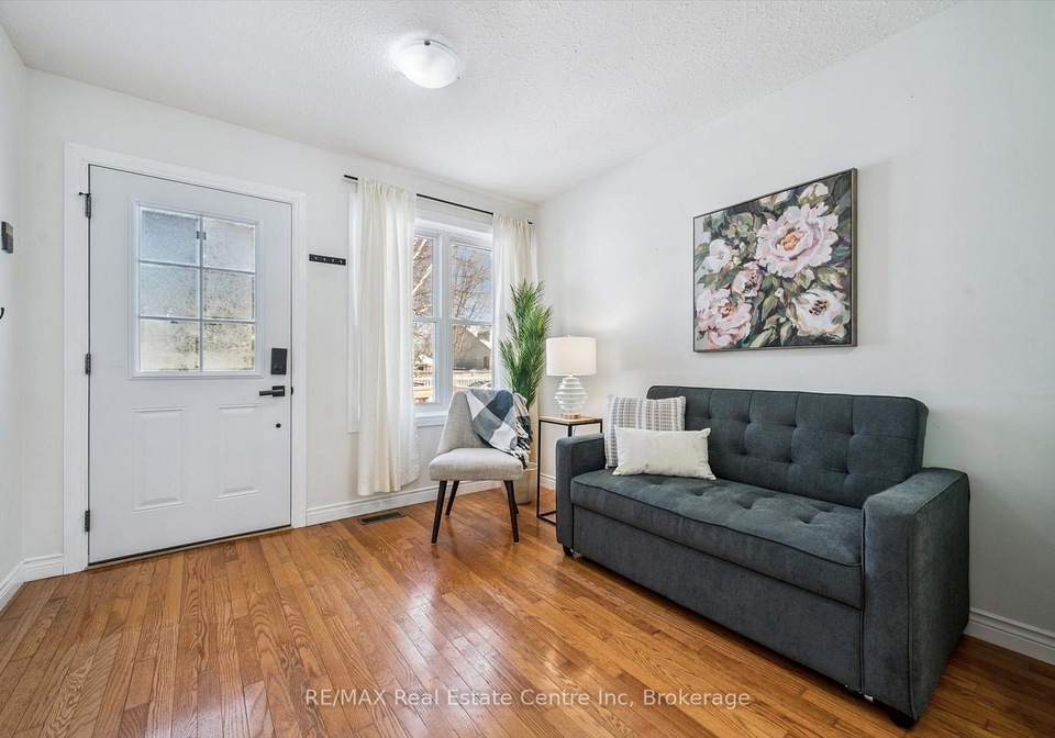 527-mctavish-street-centre-wellington-ontario-x12797072