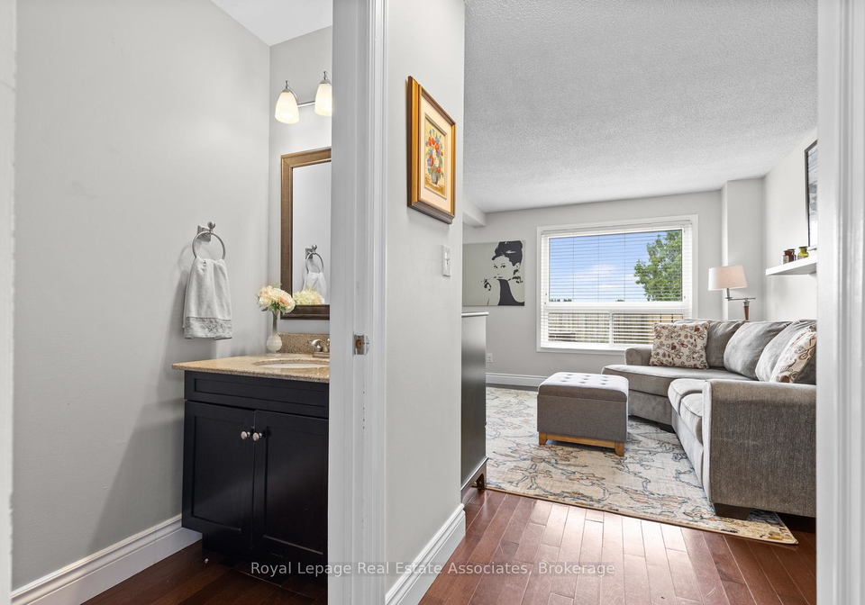104-dyer-court-cambridge-ontario-x12797498