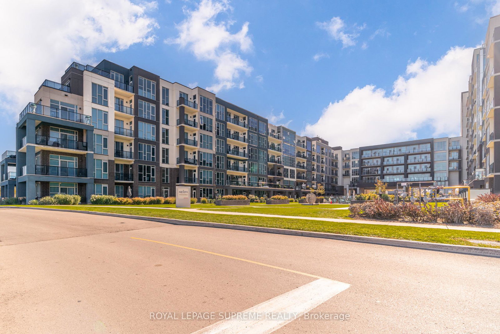 16-concord-place-grimsby-ontario-x12797768