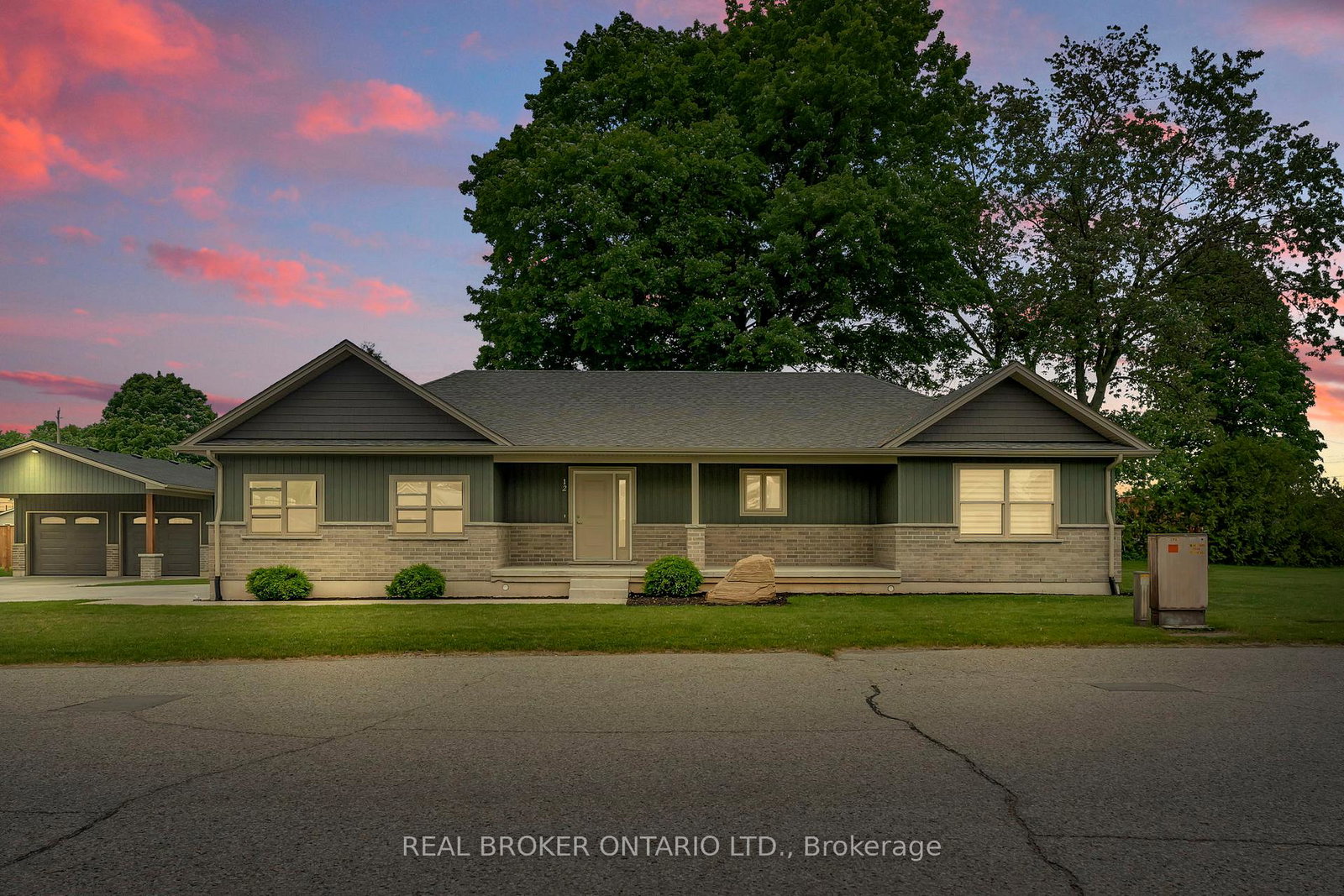 12-albert-street-norfolk-ontario-x12797932