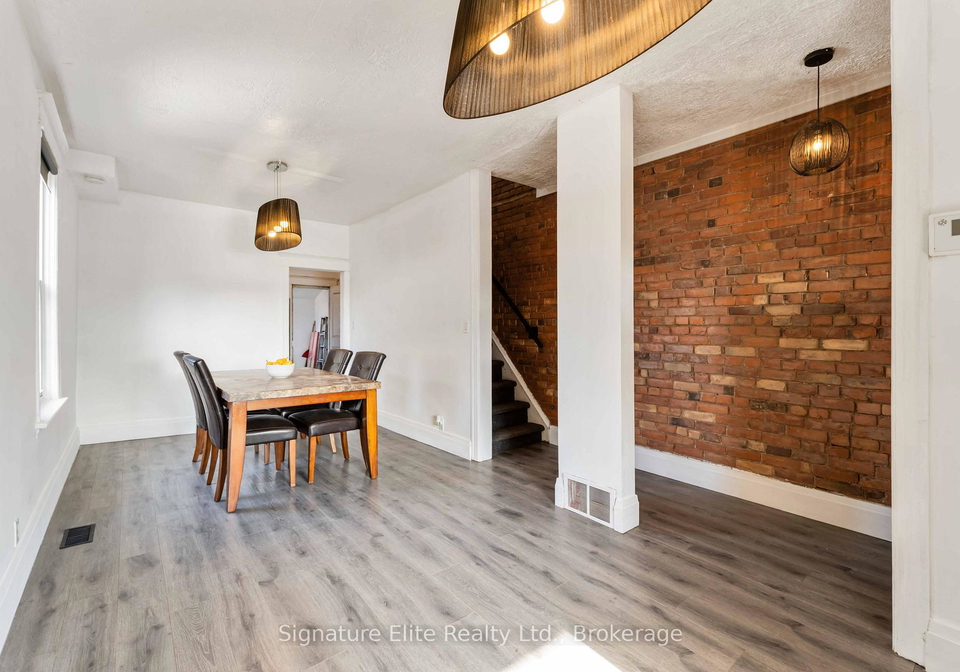 67-beach-road-hamilton-ontario-x12797938
