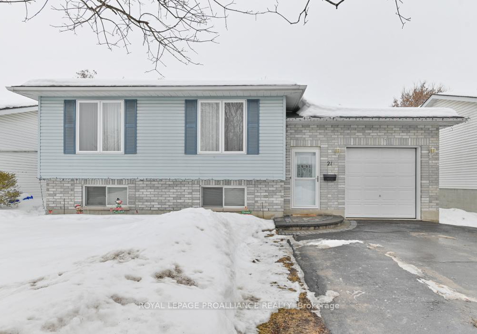 21-robert-drive-quinte-west-ontario-x12798248
