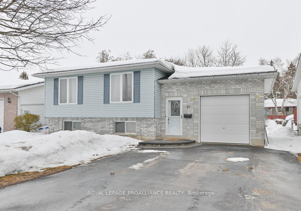 21-robert-drive-quinte-west-ontario-x12798248