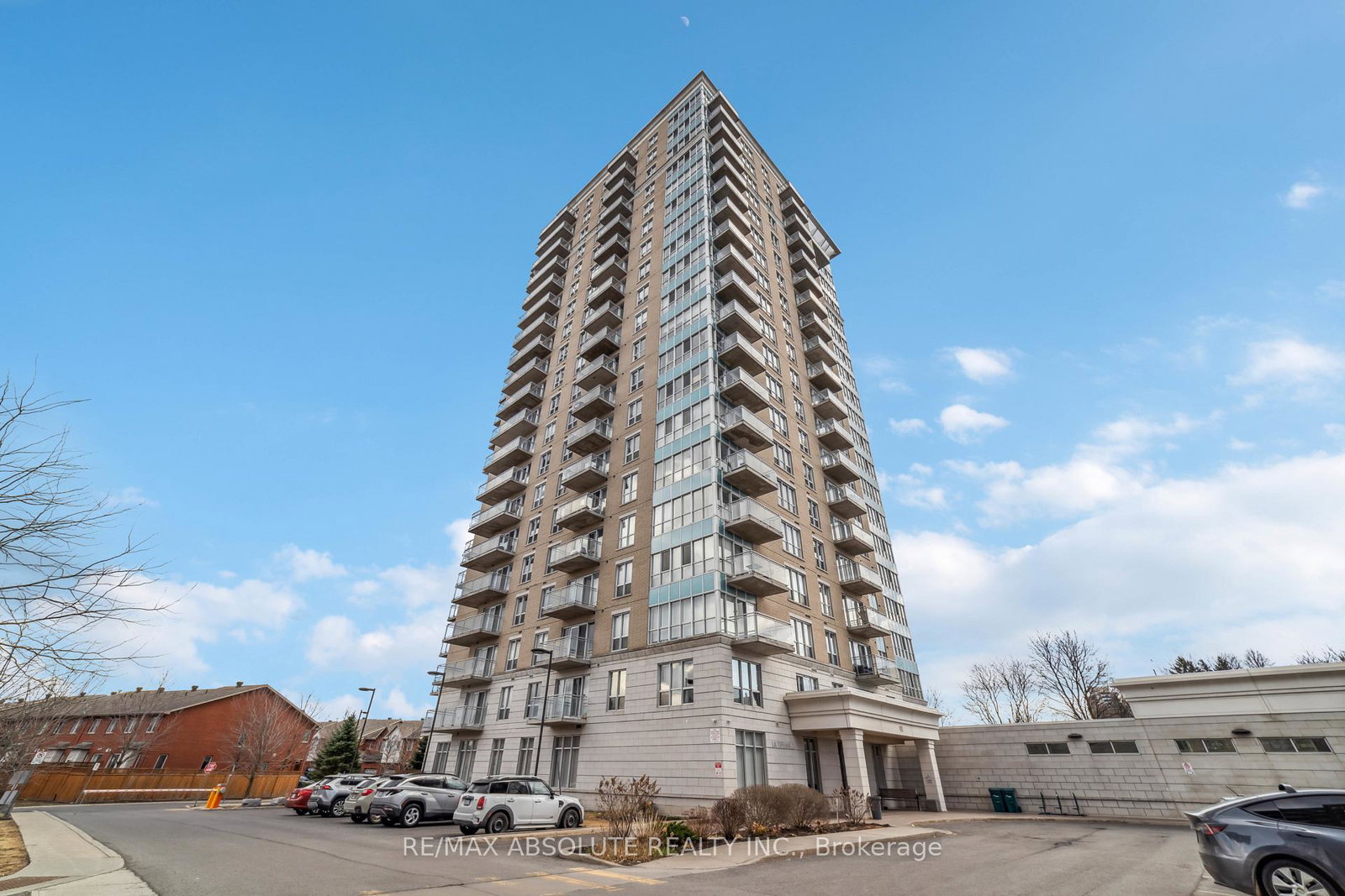 90-landry-street-ottawa-ontario-x12798470