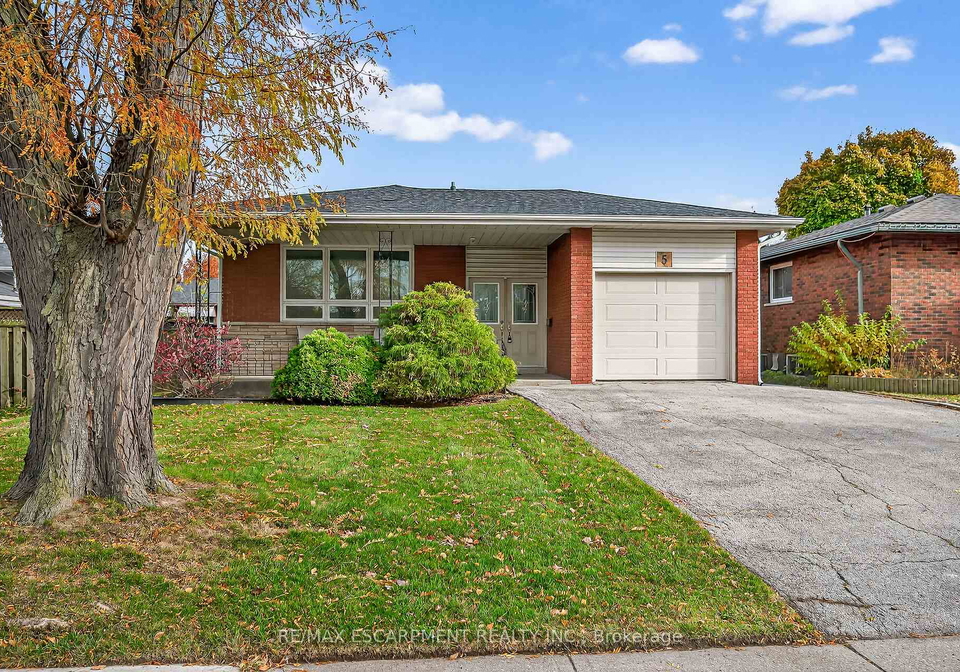 5-mountbatten-drive-hamilton-ontario-x12798526
