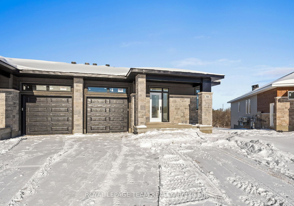 1108-moore-street-brockville-ontario-x12798562