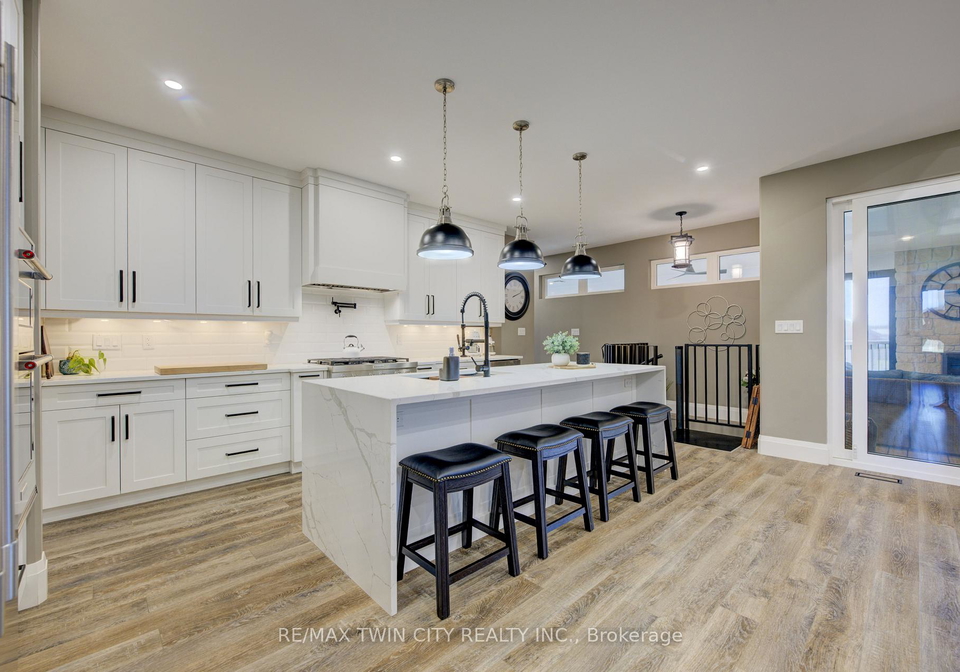 43711-adelaide-street-huron-east-ontario-x12798880