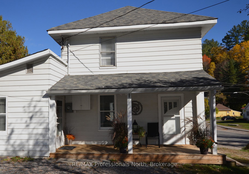 613-mountain-street-dysart-et-al-ontario-x12798978