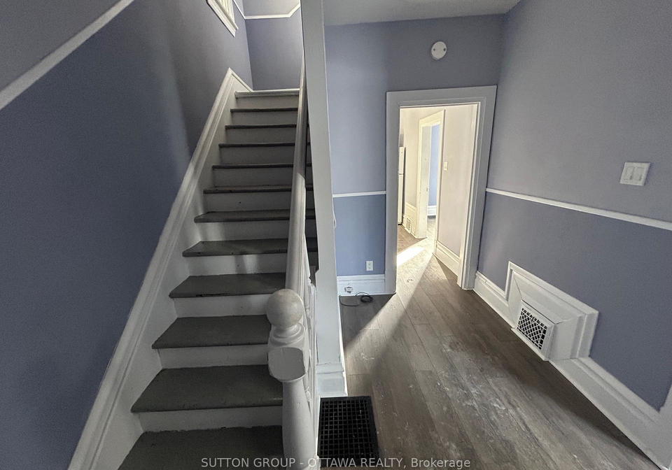 58-armstrong-street-ottawa-ontario-x12799252