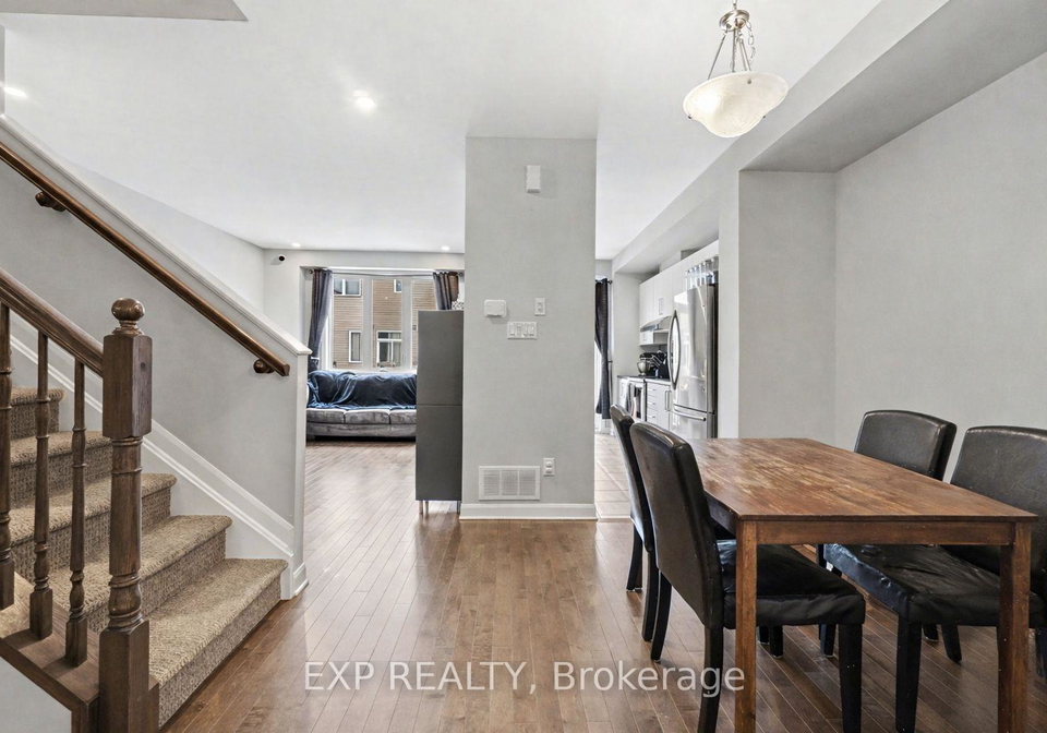 155-gardenpost-terrace-ottawa-ontario-x12799652