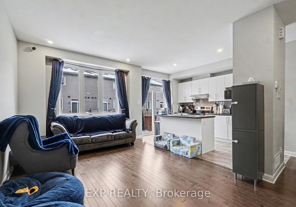 155-gardenpost-terrace-ottawa-ontario-x12799652
