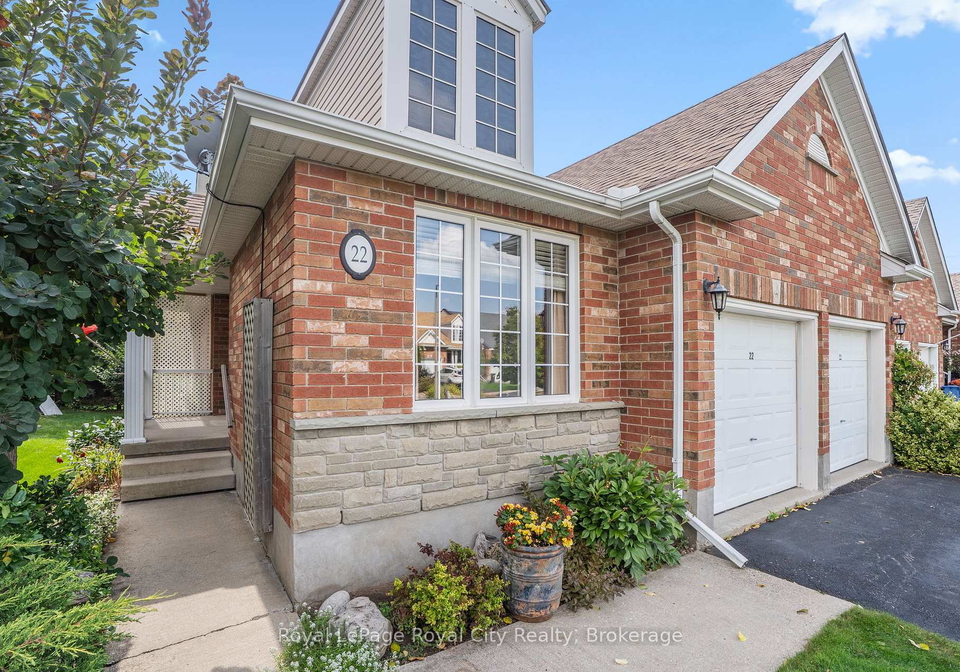 22-thornton-street-guelph-ontario-x12799890