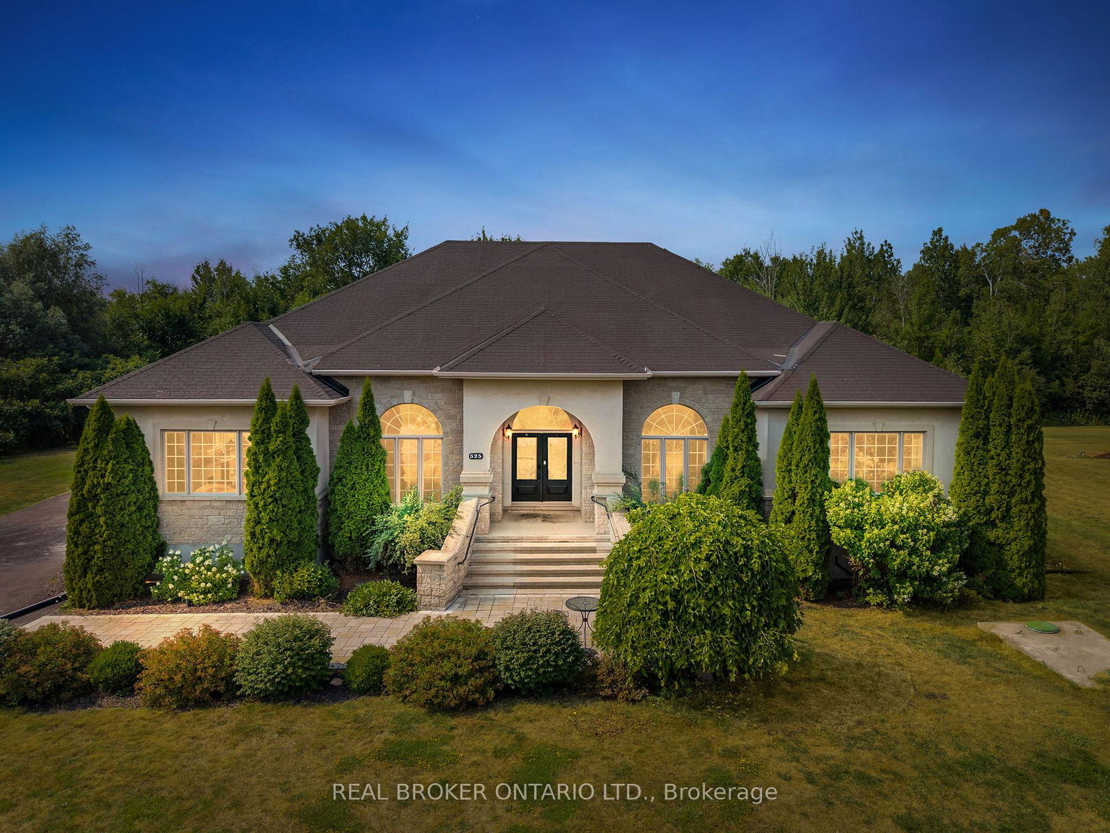 525-tullamore-street-ottawa-ontario-x12799976