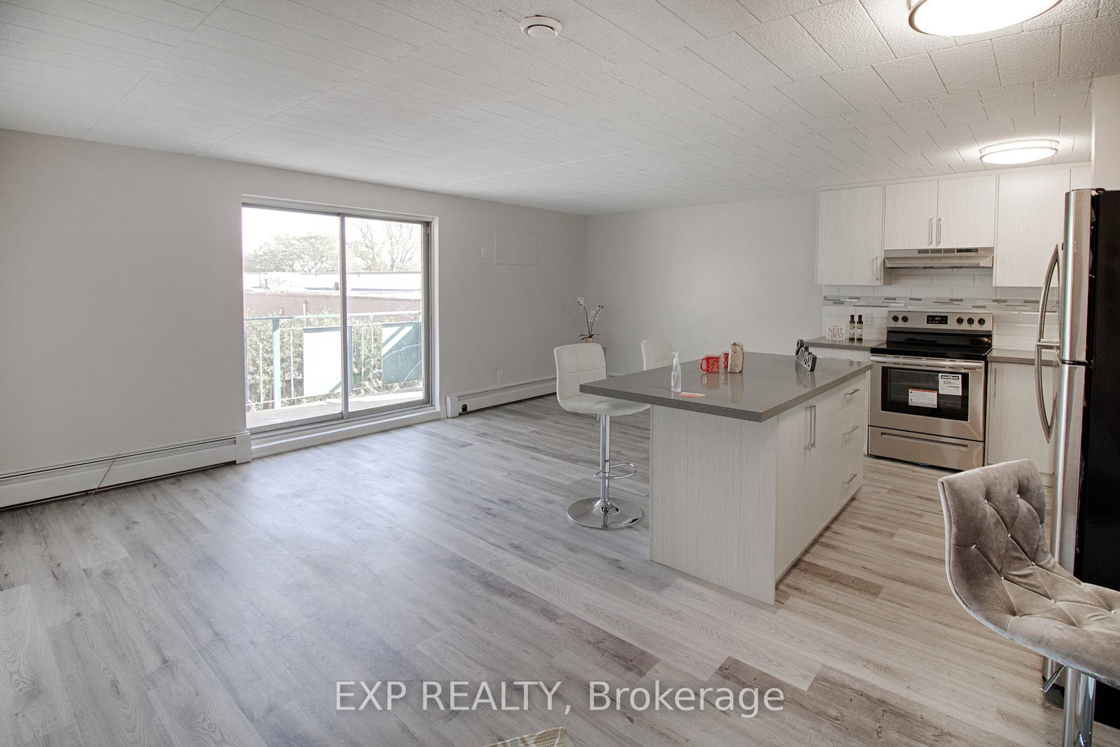 6287-oneil-street-niagara-falls-ontario-x12800396