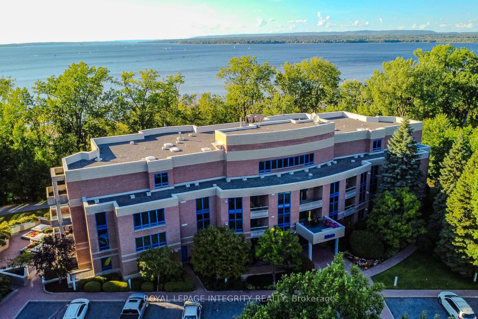 3099-carling-avenue-crystal-bay-rocky-point-bayshore-ottawa-ontario-x12800406