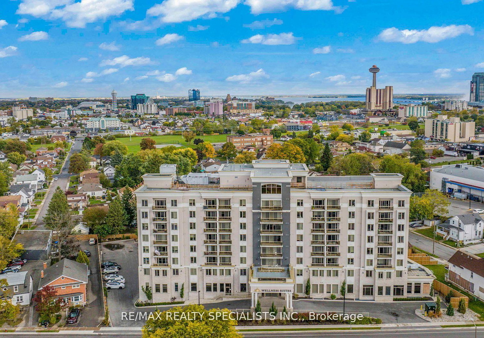 5698-main-street-niagara-falls-ontario-x12800412