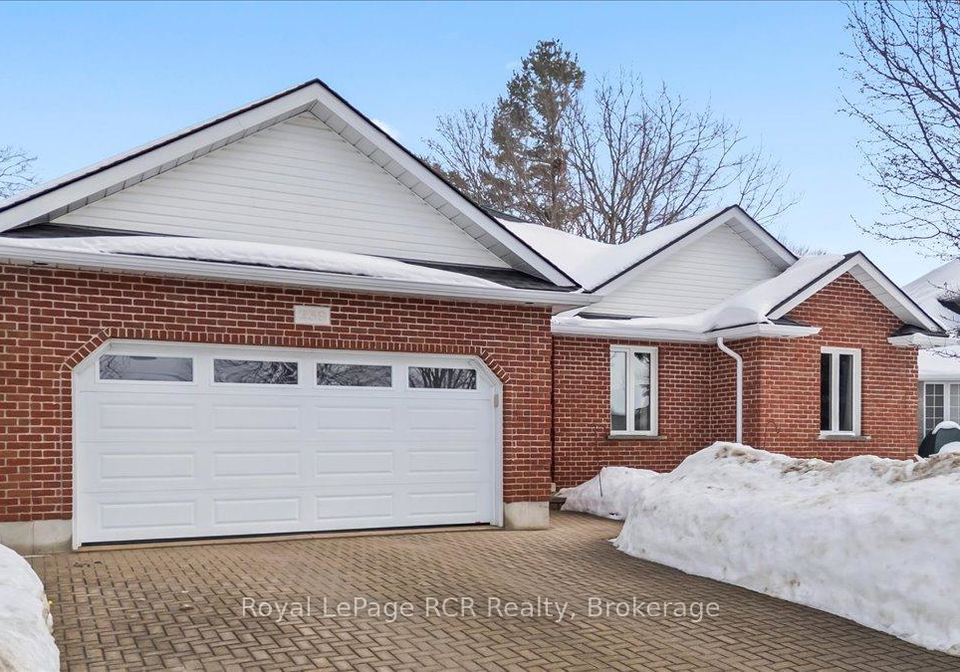239-4th-street-crescent-hanover-ontario-x12800606