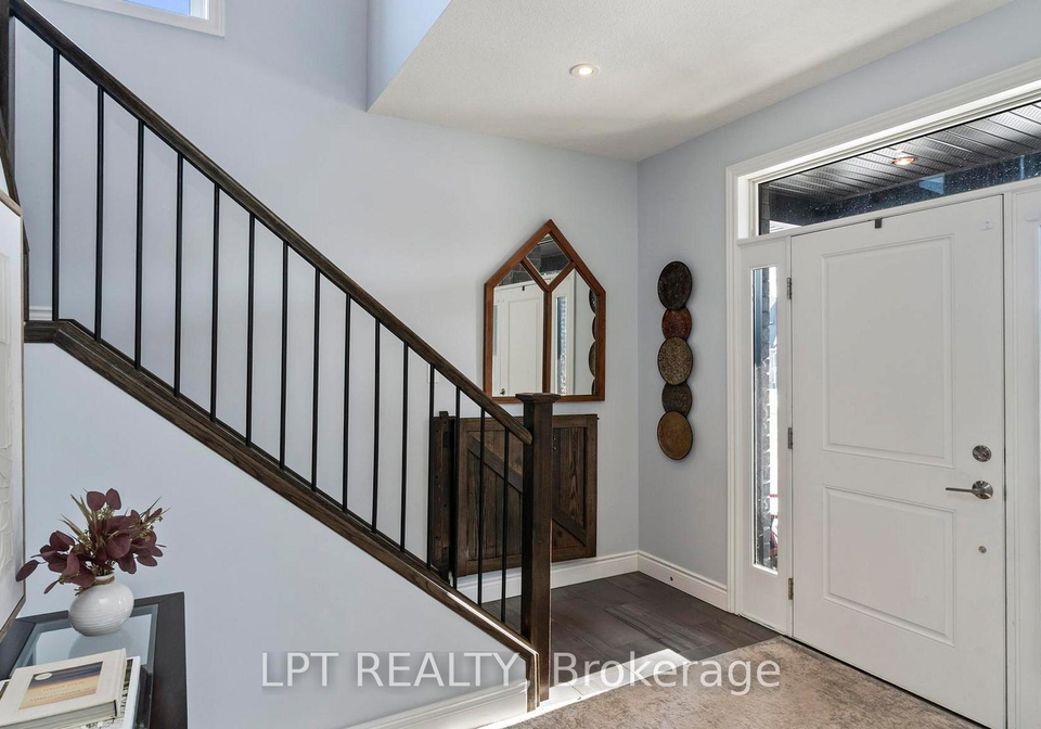 60-caverhill-crescent-middlesex-centre-ontario-x12800736